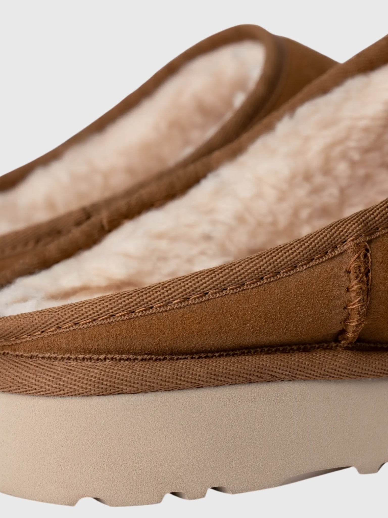 UGG Men's Classic Slip-On Slipper